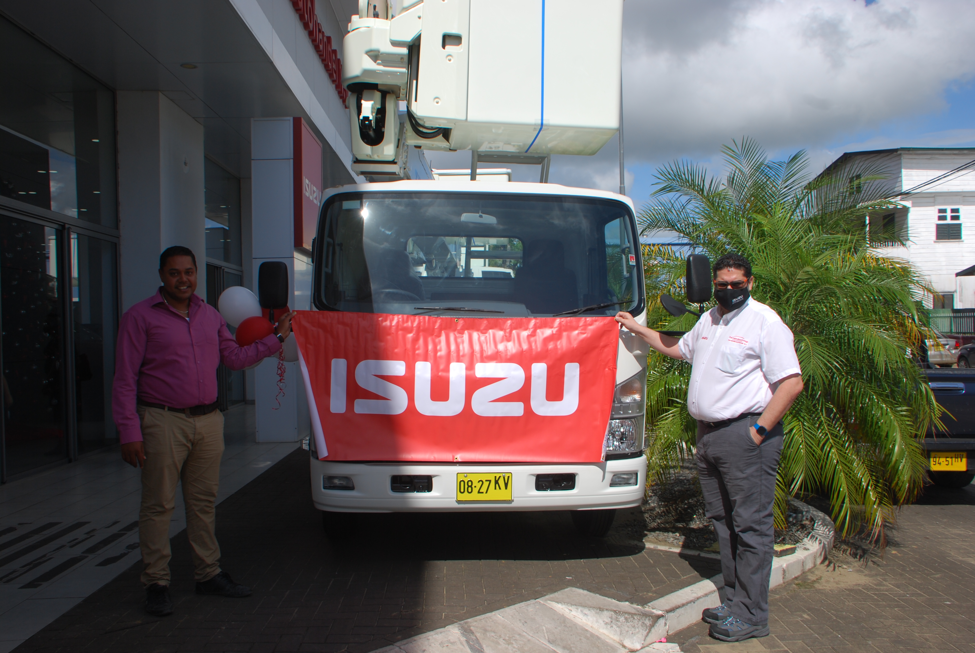 EBS 3 NIEUWE BAKWAGENS RIJKER